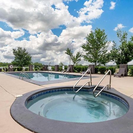 Best Western Locust Grove Inn & Suites Exterior photo