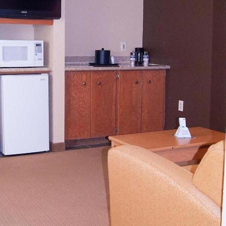 Best Western Locust Grove Inn & Suites Exterior photo