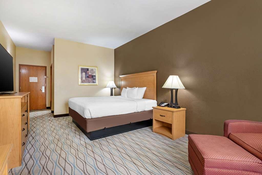 Best Western Locust Grove Inn & Suites Room photo