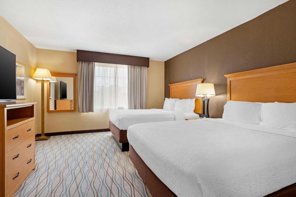 Best Western Locust Grove Inn & Suites Exterior photo