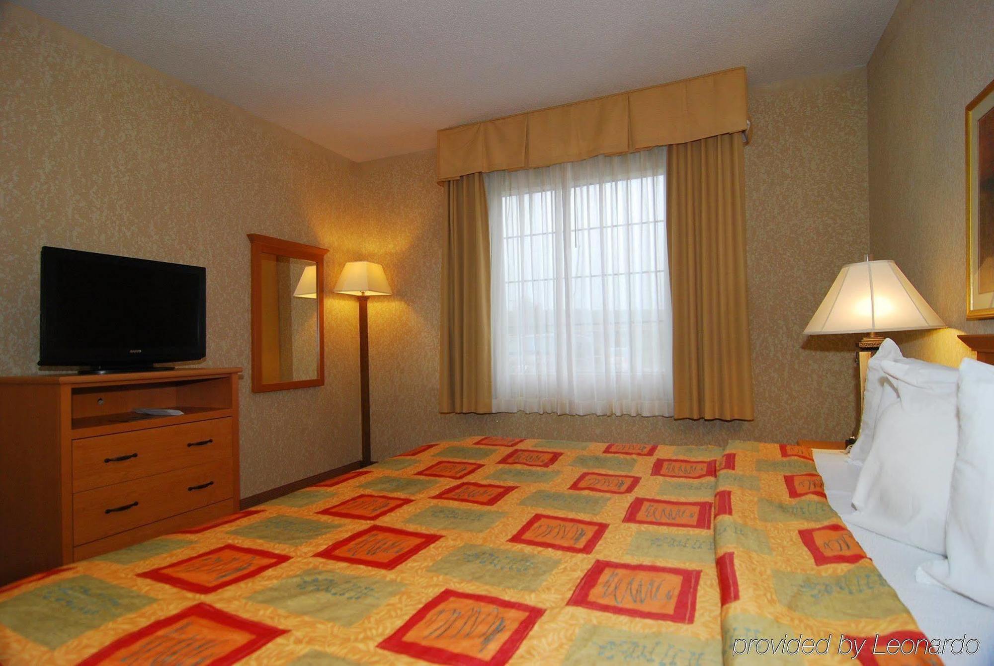 Best Western Locust Grove Inn & Suites Exterior photo